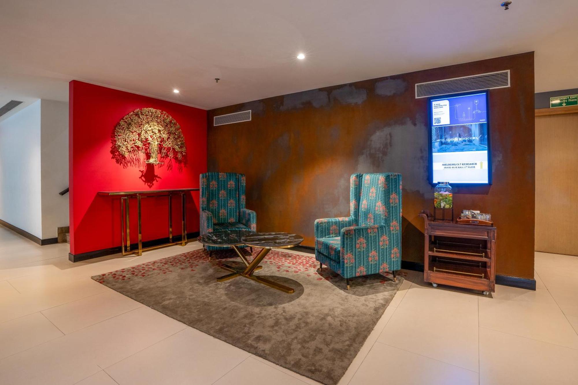 Park Inn By Radisson,South Delhi New Delhi Exterior photo The lobby of the hotel