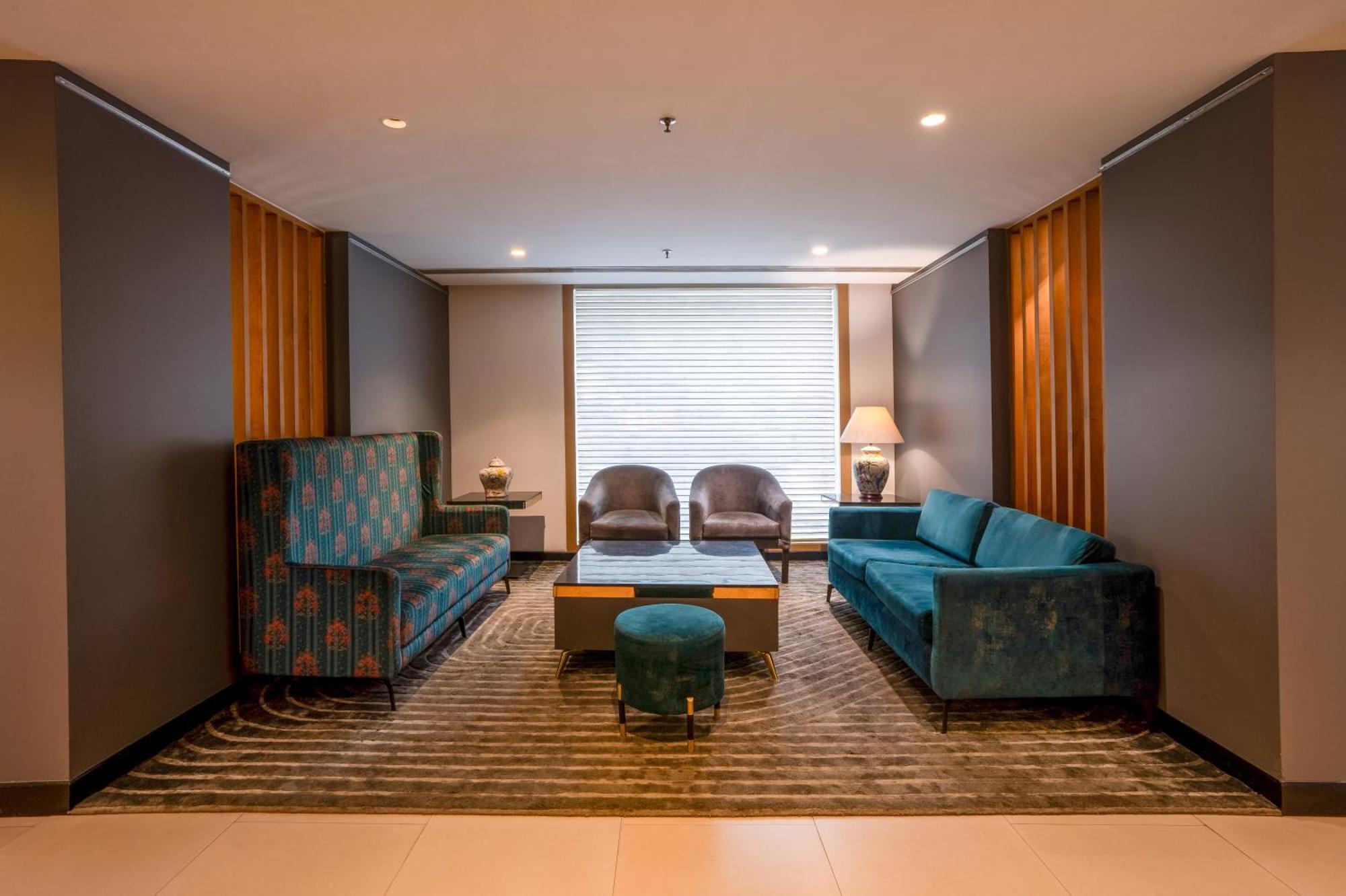 Park Inn By Radisson,South Delhi New Delhi Exterior photo The interior of the hotel